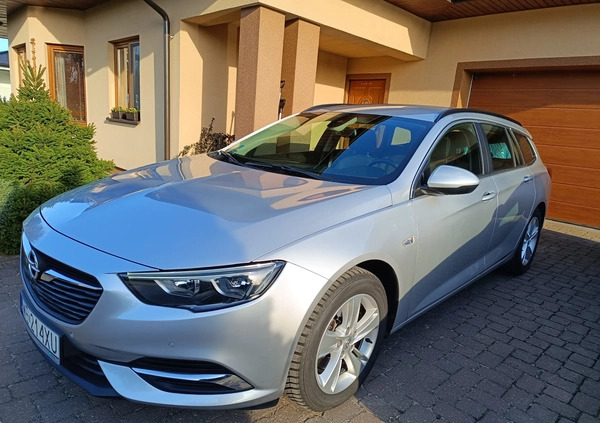 Opel Insignia cena 68900 przebieg: 117000, rok produkcji 2019 z Chełm małe 667